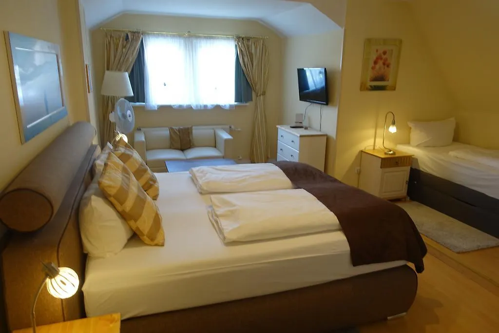 Hotel Villa Konstanz Berlin 3*,